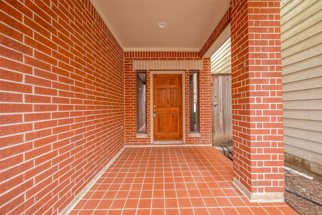 $2,500 | 9830 Cynthia Ann Court, Houston, TX 77025