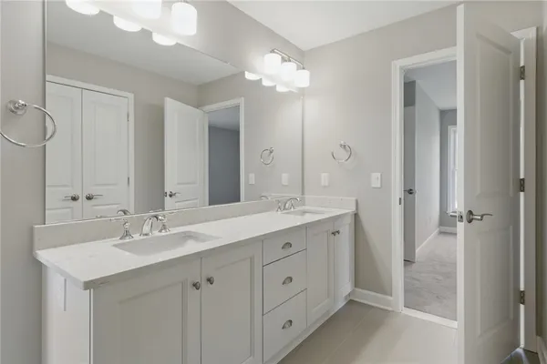 $970,900 | 19 Bridleridge Farms, Pittsford, NY 14534