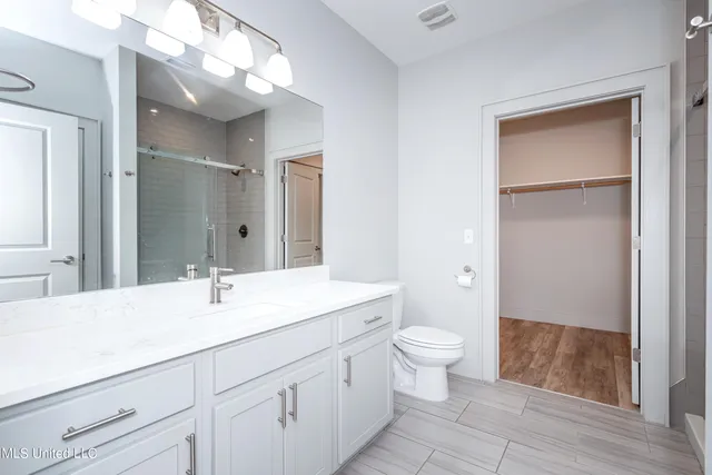 $185,000 | 2501 Bienville Boulevard, Unit 135, Ocean Springs, MS 39564