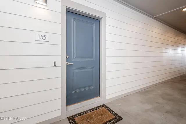 $185,000 | 2501 Bienville Boulevard, Unit 135, Ocean Springs, MS 39564