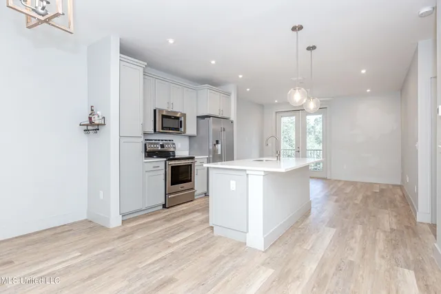 $185,000 | 2501 Bienville Boulevard, Unit 135, Ocean Springs, MS 39564