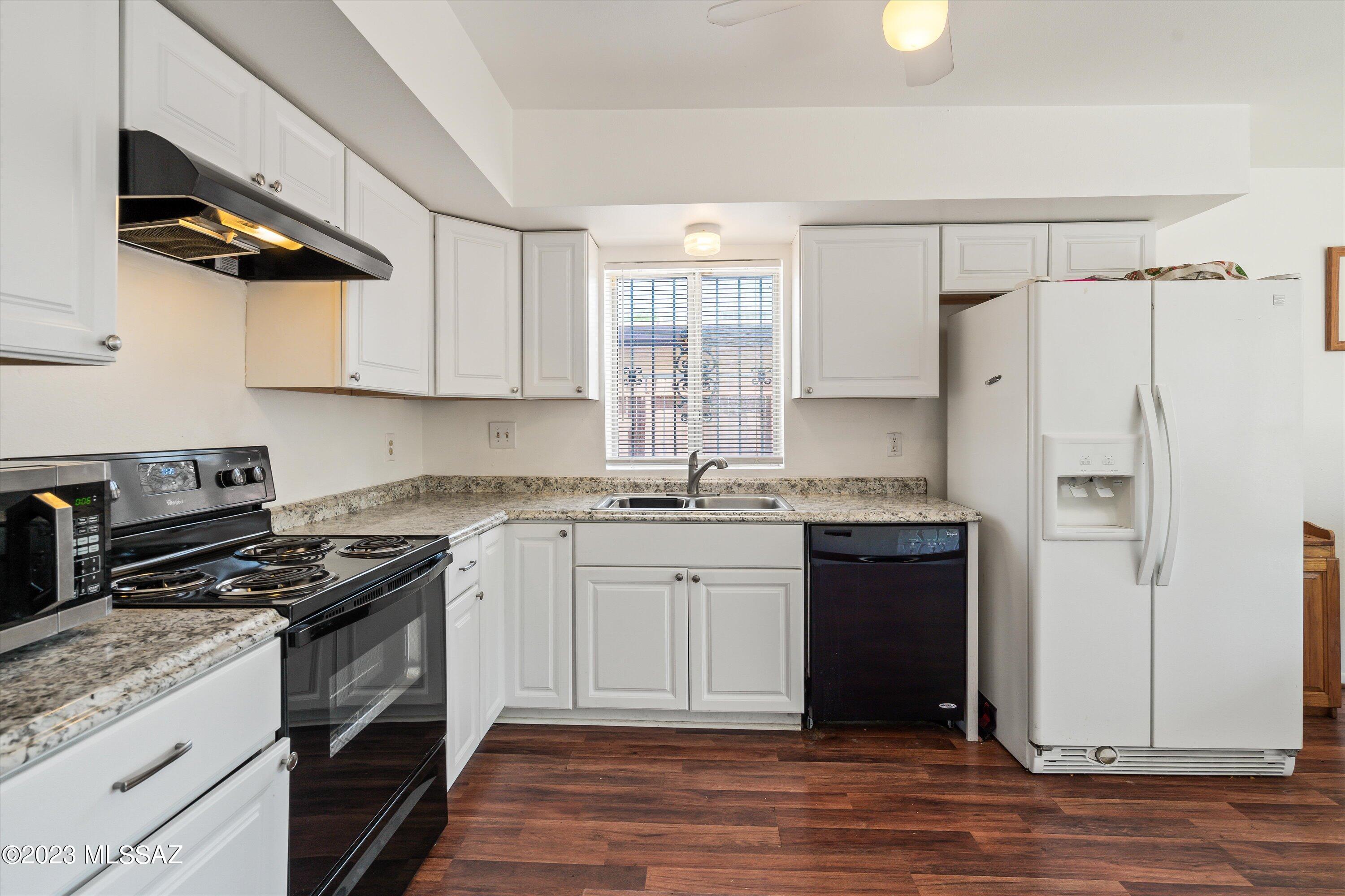 980 South Pantano Road Tucson, AZ 85710 - Photo 12 of 31