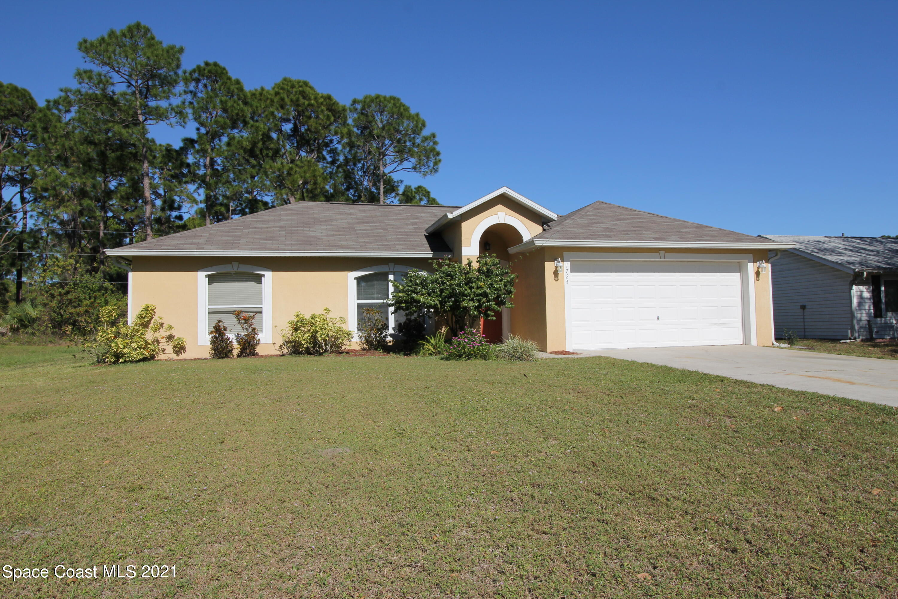1725 Holbrook Road Northwest Palm Bay, FL 32907 - Photo 1 of 18 Front of house