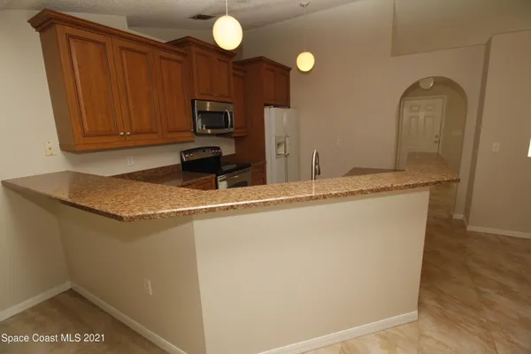 $1,850 | 1725 Holbrook Road Northwest, Palm Bay, FL 32907