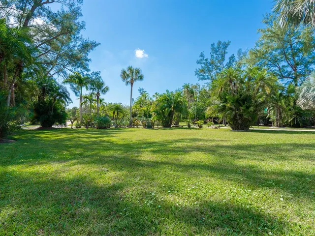 $22,000,000 | 6610 Gulf Of Mexico Drive, Longboat Key, FL 34228