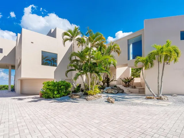 $22,000,000 | 6610 Gulf Of Mexico Drive, Longboat Key, FL 34228