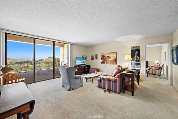 $130,000 | 24055 Paseo Del Lago, Unit 407, Laguna Woods, CA 92637