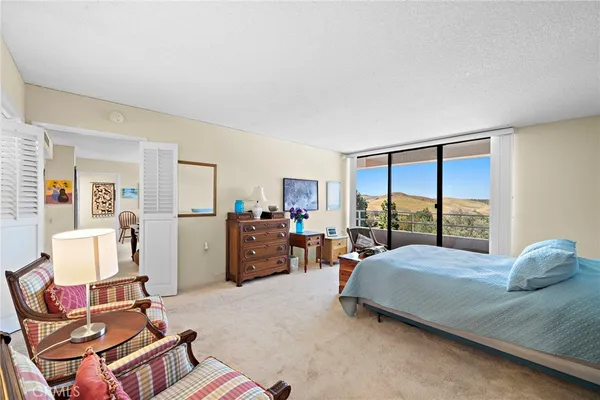 $130,000 | 24055 Paseo Del Lago, Unit 407, Laguna Woods, CA 92637