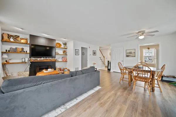 $395,000 | 9 A Sundown Drive, Derry, NH 03038