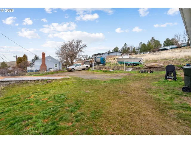 $195,000 | 110 North Gilmore Street, Heppner, OR 97836
