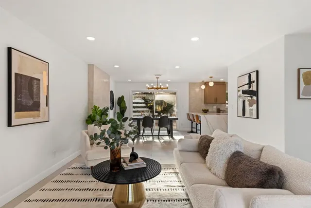 $1,199,000 | 1111 South San Joaquin Drive, Palm Springs, CA 92264