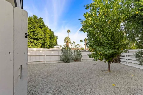 $1,250,000 | 1111 South San Joaquin Drive, Palm Springs, CA 92264