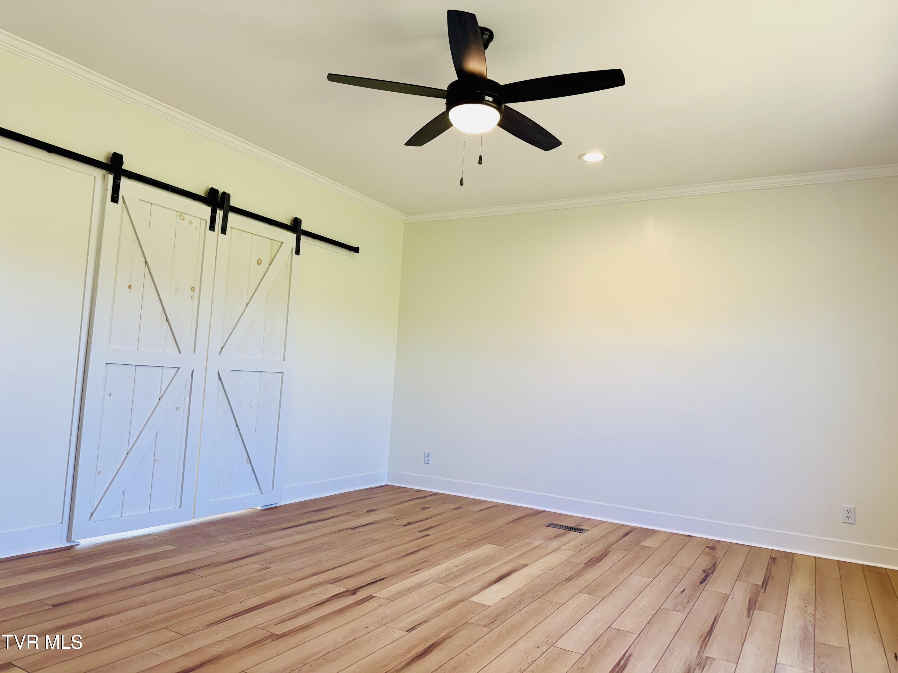 108 Young Road Bulls Gap, TN 37711 - Photo 17 of 17 IMG_3383