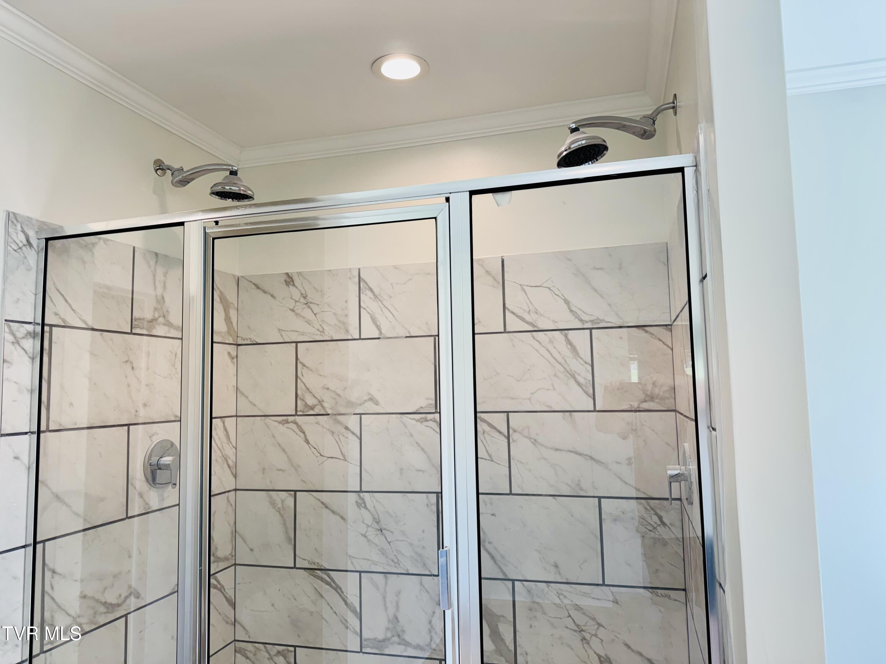 108 Young Road Bulls Gap, TN 37711 - Photo 5 of 17 IMG_3413