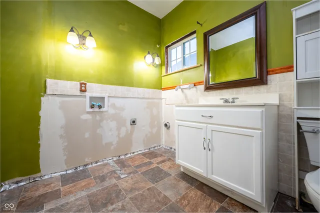 $124,000 | 1434 Winfield Avenue, Indianapolis, IN 46222