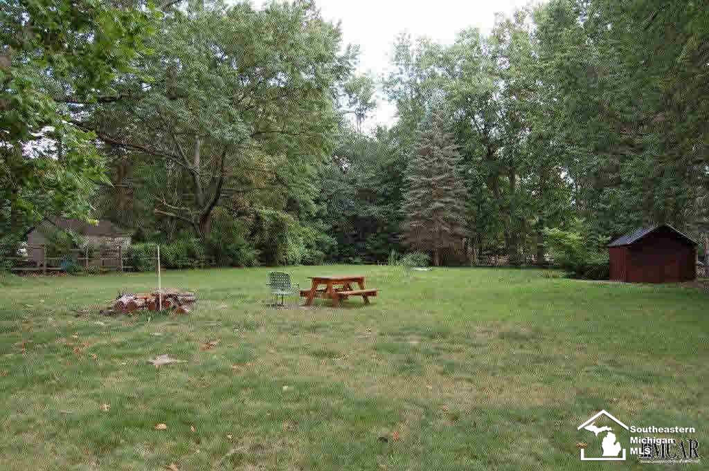 3739 Consear Road Lambertville, MI 48144 - Photo 8 of 21 21347385-7.JPG