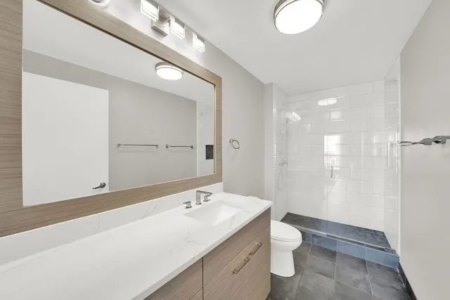 $3,800 | 545 North Dearborn Street, Unit 2011, Chicago, IL 60654