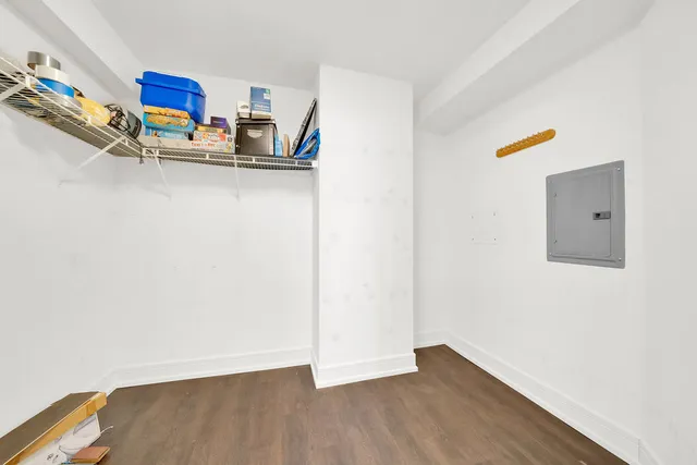 $3,800 | 545 North Dearborn Street, Unit 2011, Chicago, IL 60654