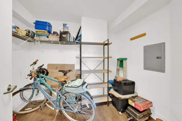 $3,800 | 545 North Dearborn Street, Unit 2011, Chicago, IL 60654