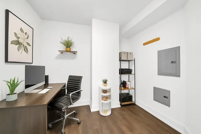 $3,800 | 545 North Dearborn Street, Unit 2011, Chicago, IL 60654