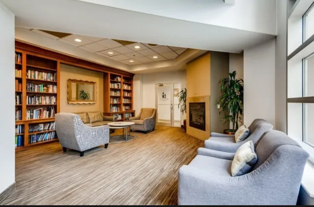 $3,800 | 545 North Dearborn Street, Unit 2011, Chicago, IL 60654