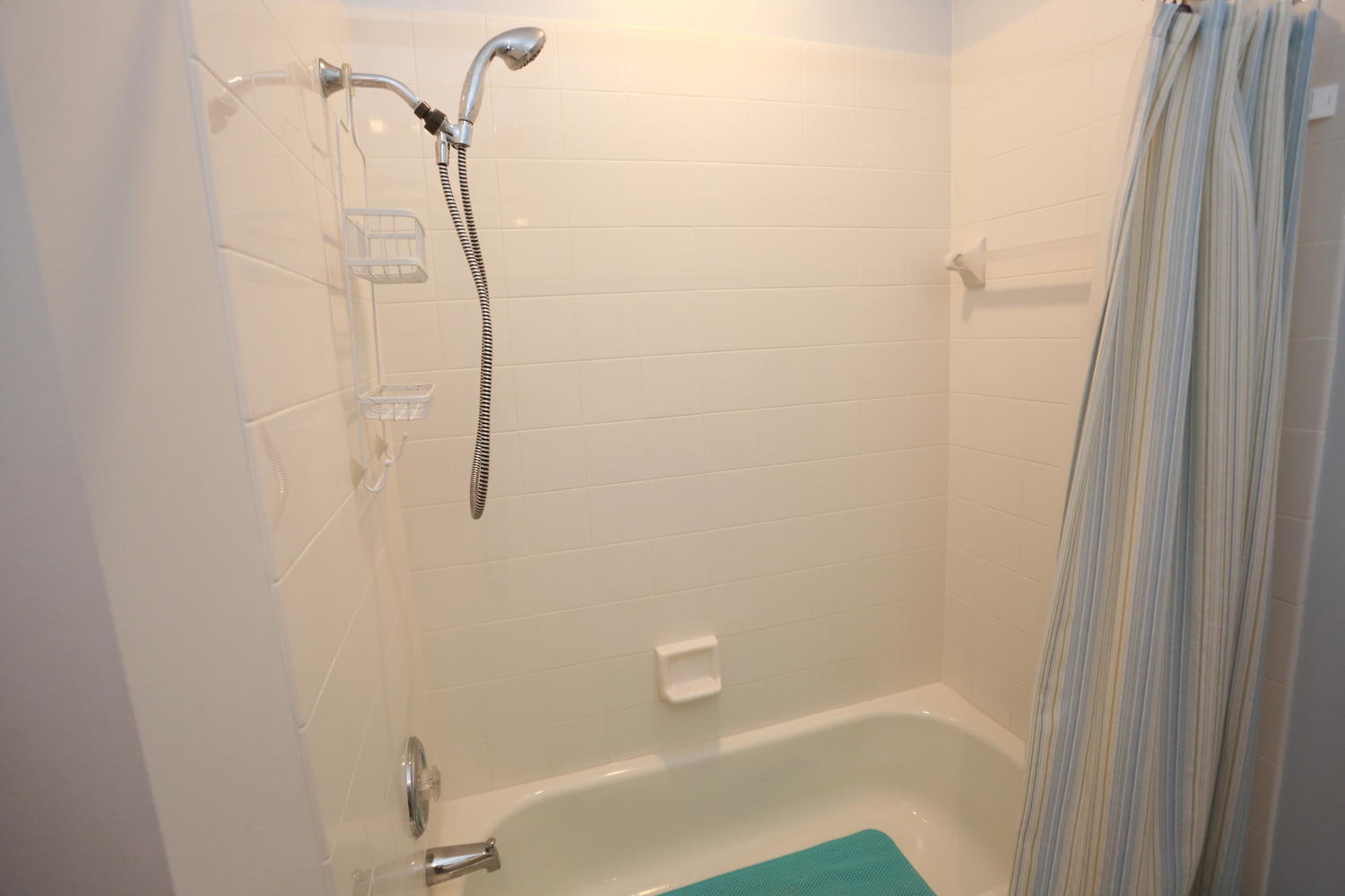 3175 East Community Drive Jupiter, FL 33458 - Photo 30 of 58 3175 E Community Dr Jupiter FL-large-032