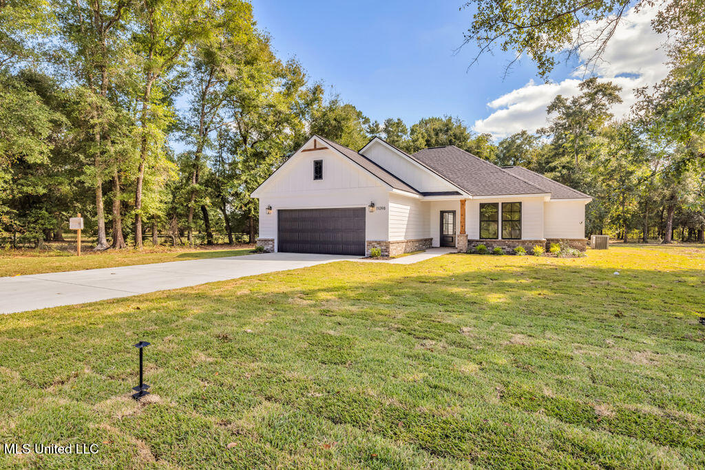11098 Shorecrest Road Biloxi, MS 39532 - Photo 2 of 36 11098ShorecrestRd-2
