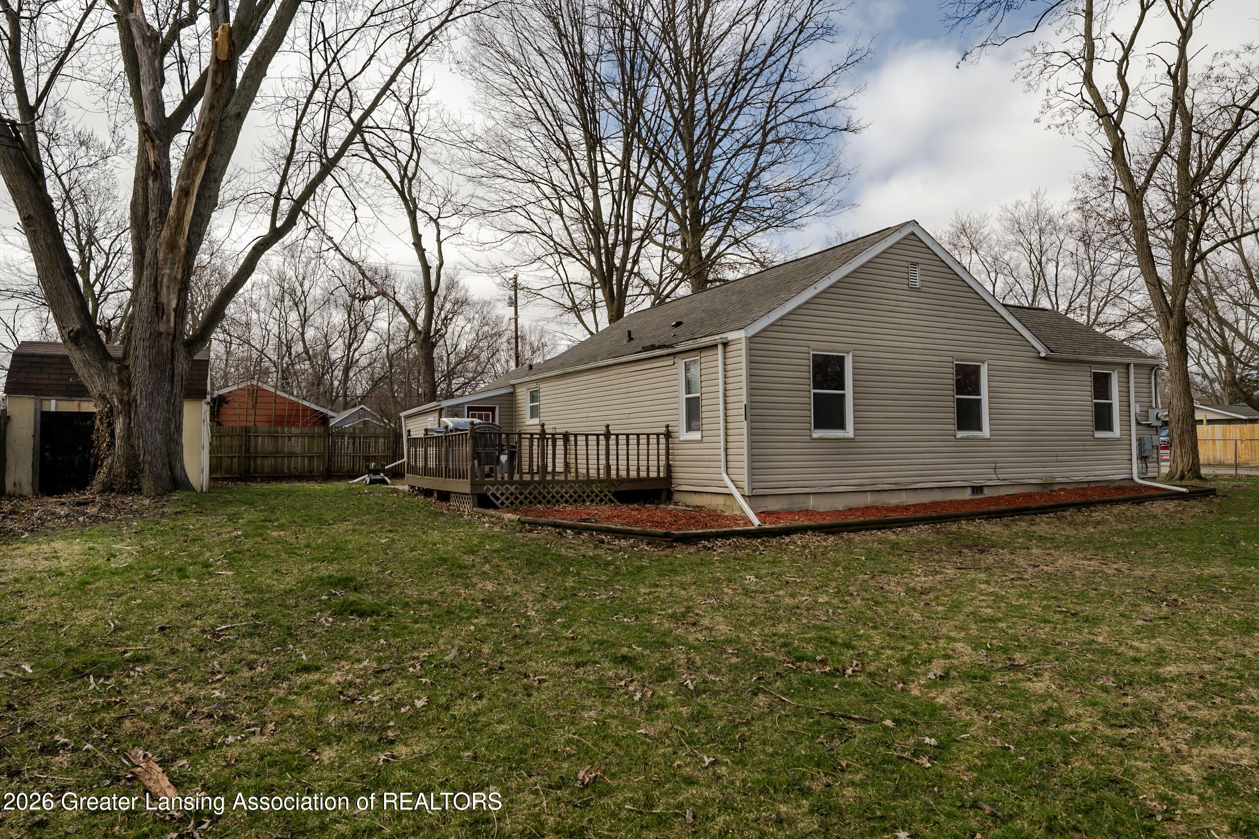 5017 Ingham Street Lansing, MI 48911 - Photo 19 of 33 4