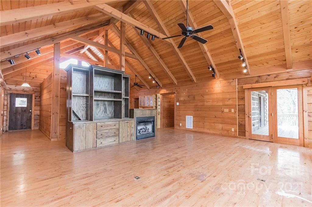 170 Wild Turkey Road, Unit 14 Boone, NC 28607 - Photo 5 of 19 Gallery Image 5