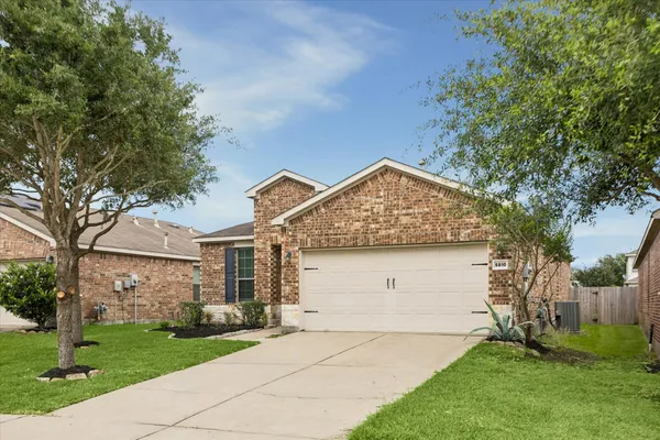 $2,100 | 5810 Banyan Oak Court, Richmond, TX 77407