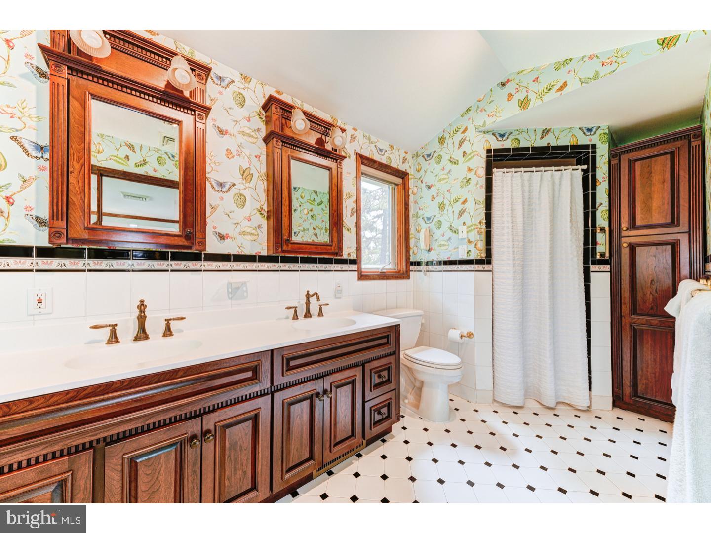 291 Pinecroft Place Ambler, PA 19002 - Photo 19 of 24