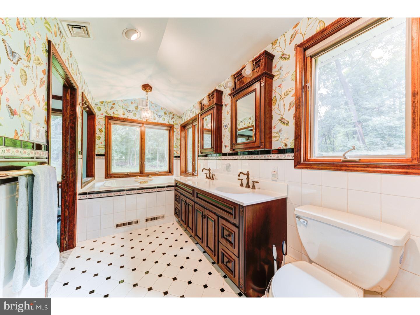 291 Pinecroft Place Ambler, PA 19002 - Photo 20 of 24