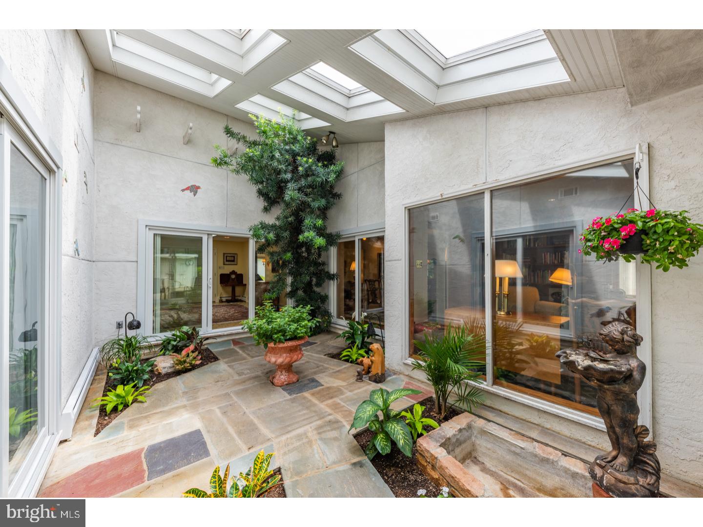 291 Pinecroft Place Ambler, PA 19002 - Photo 7 of 24