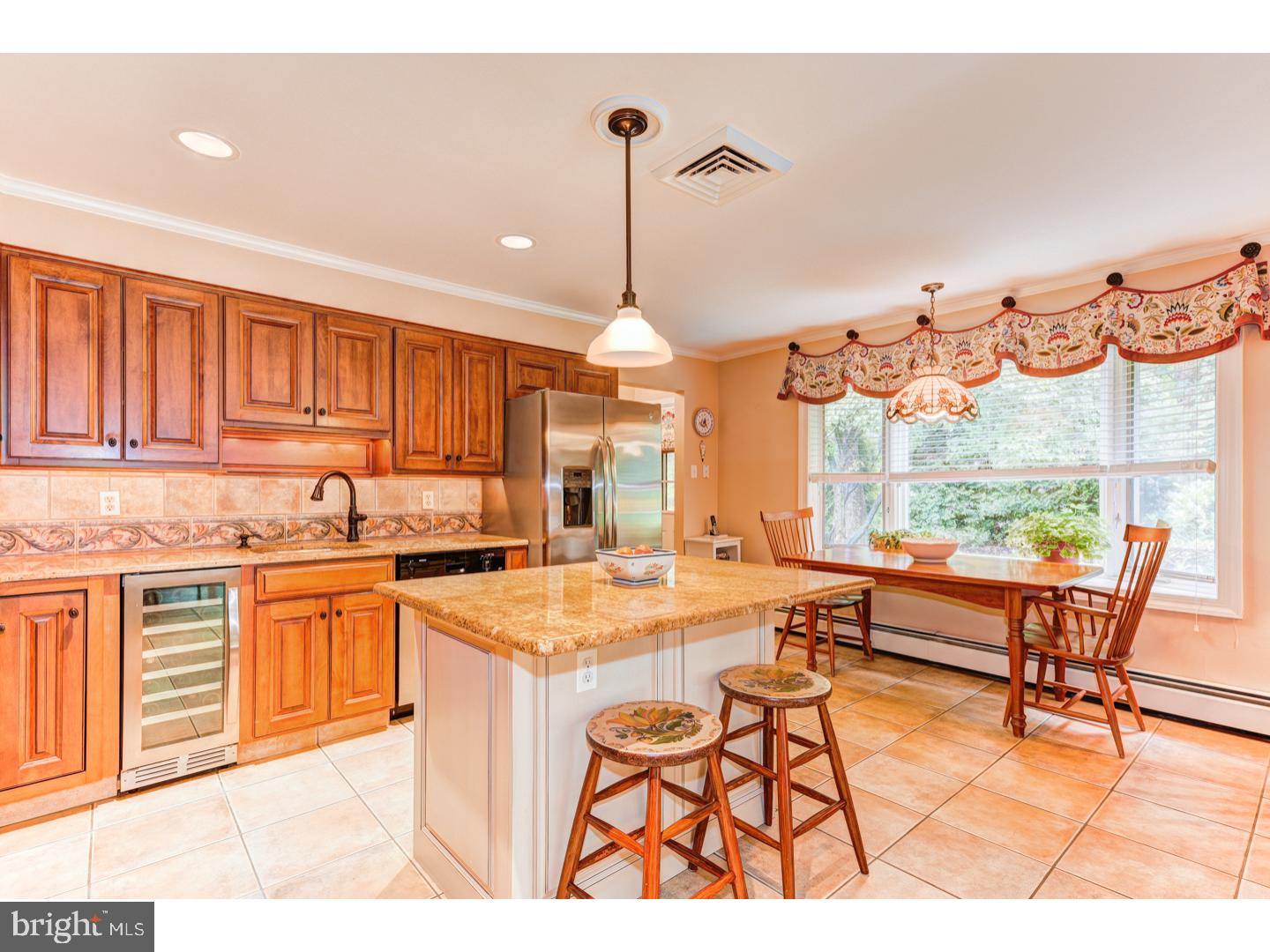 291 Pinecroft Place Ambler, PA 19002 - Photo 10 of 24