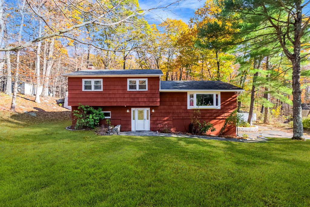 35 Mendes Road Danbury, CT 06811 - Photo 1 of 1 Gallery Image 1