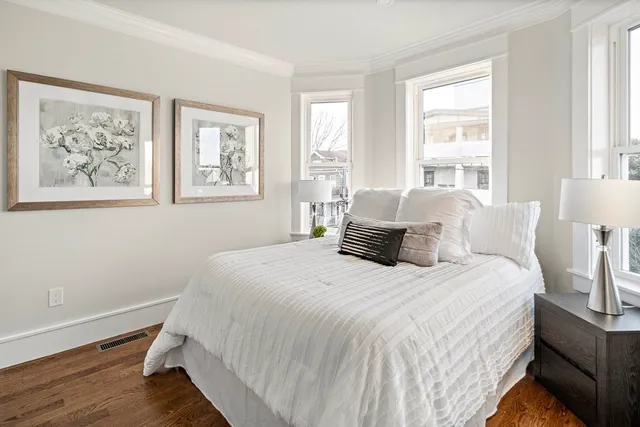 $899,000 | 19 Fenwick Street, Unit 4, Somerville, MA 02145