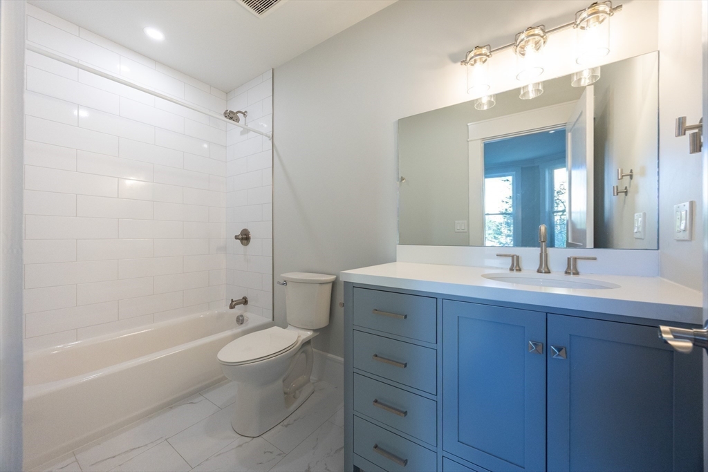 19 Fenwick Street, Unit 4 Somerville, MA 02145 - Photo 19 of 33