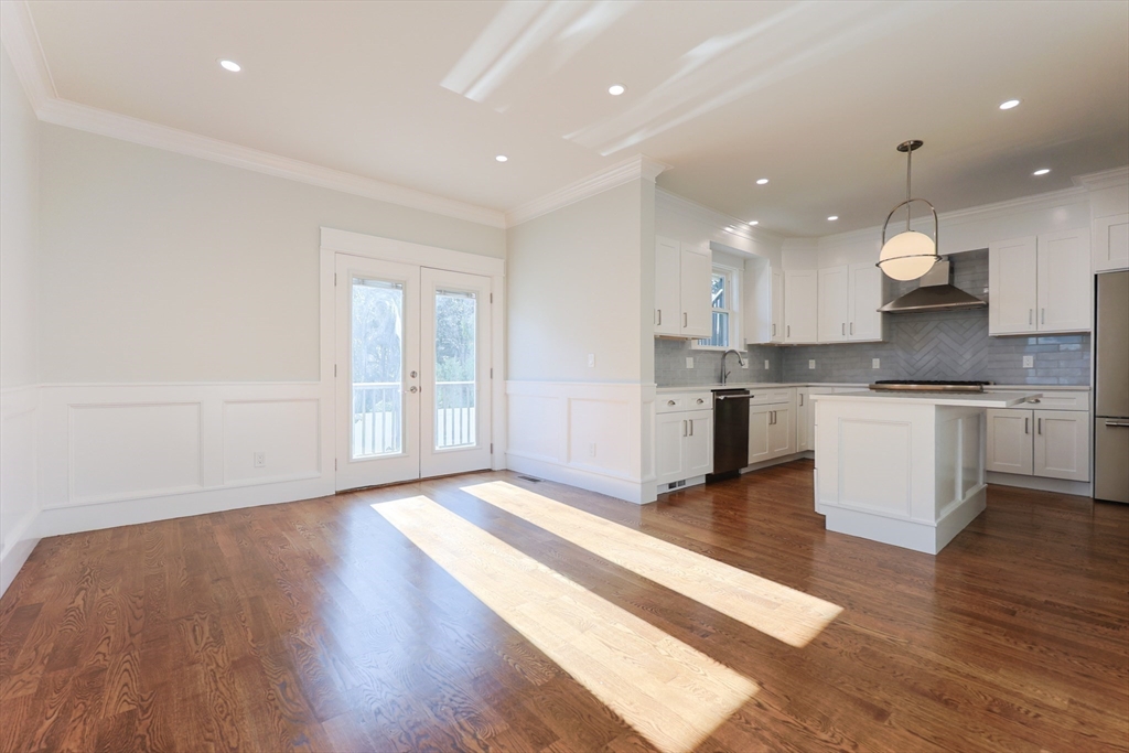 19 Fenwick Street, Unit 4 Somerville, MA 02145 - Photo 10 of 33