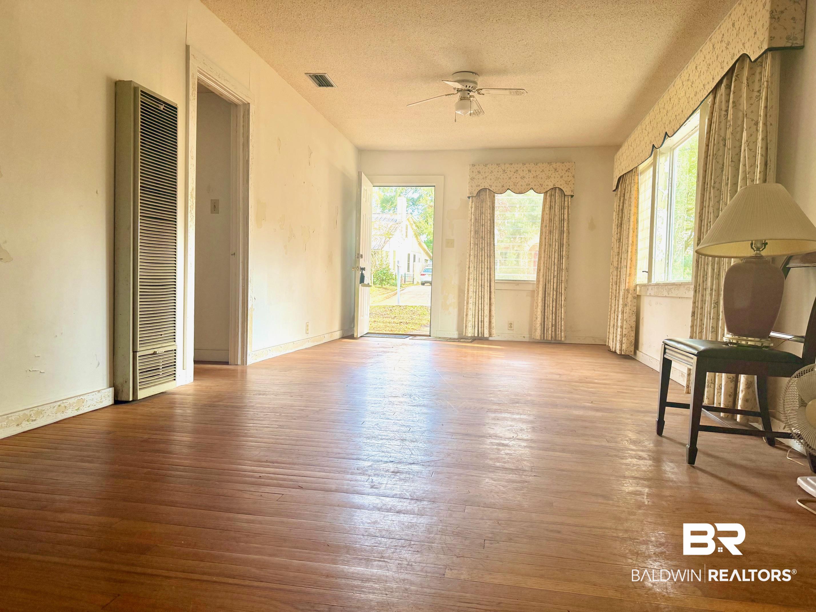 156 Pier Avenue Fairhope, AL 36532 - Photo 17 of 41