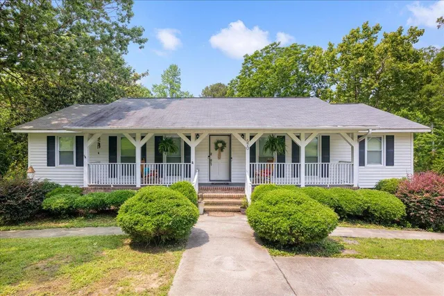 $399,900 | 570 Wallace-Wells Circle, Lincolnton, GA 30817