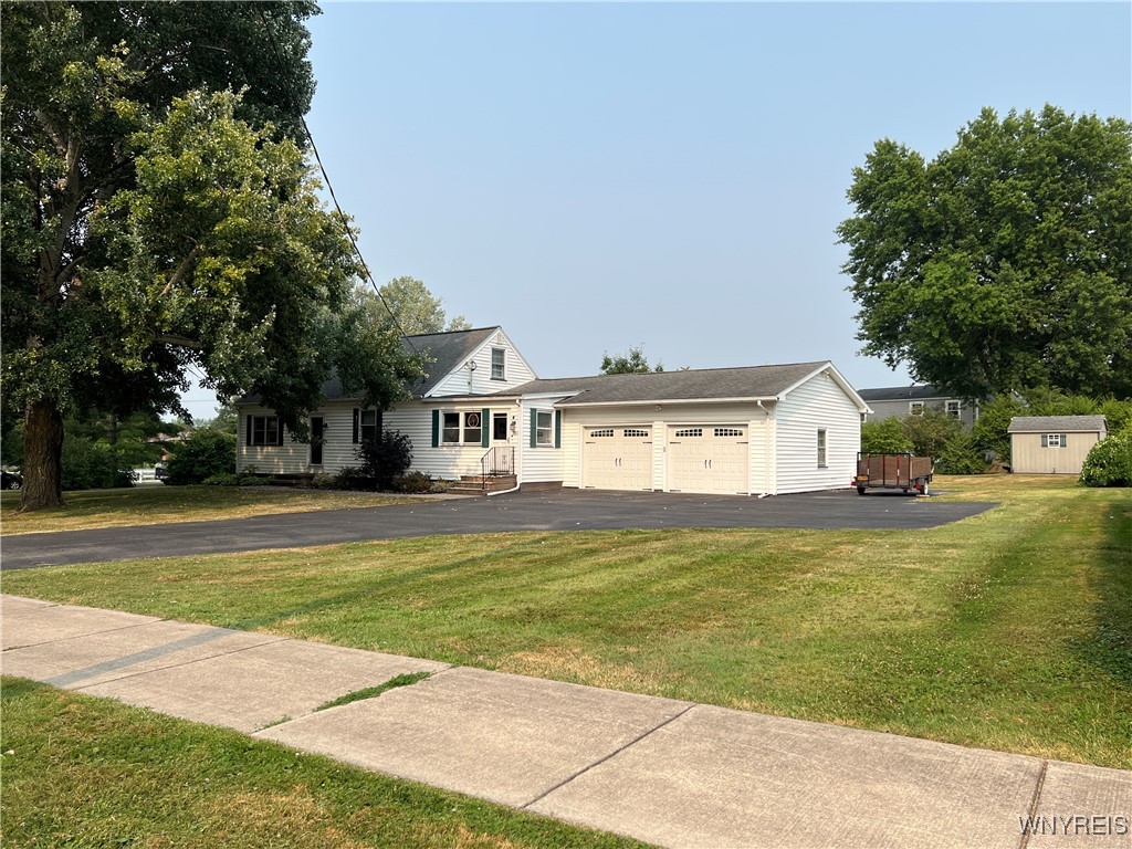 1964 Lake Road North Hamlin, NY 14464 - Photo 5 of 50