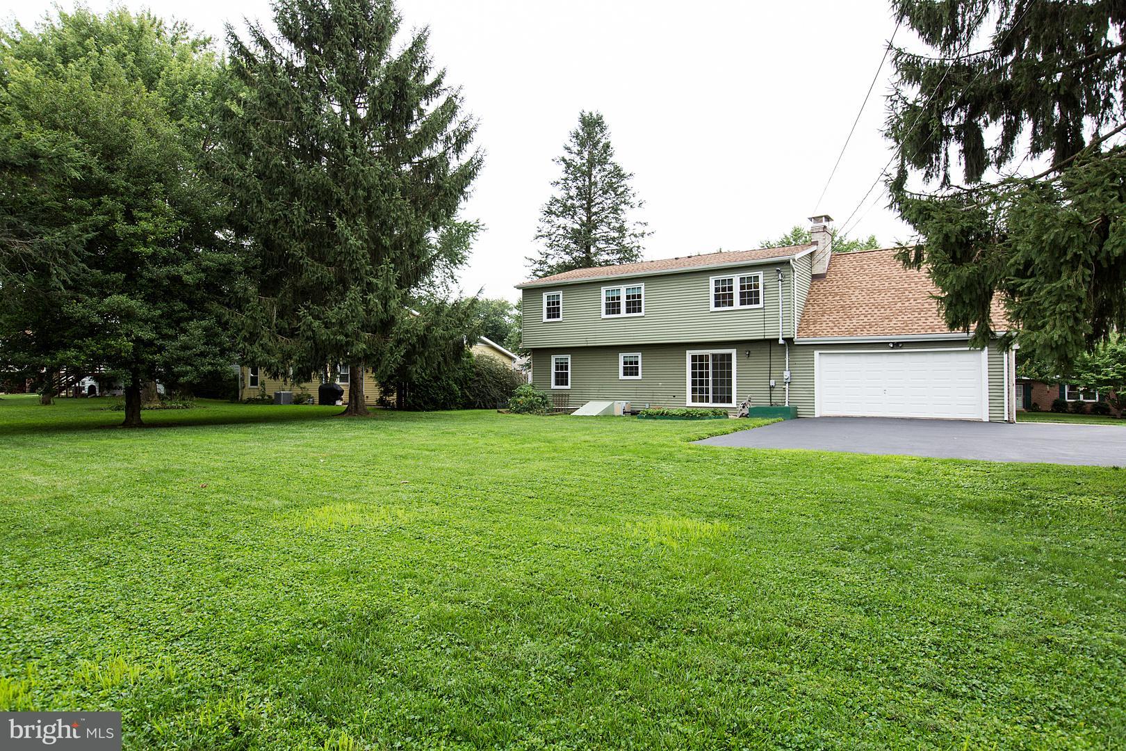 340 Longmeadow Road Lancaster, PA 17601 - Photo 47 of 48 view from back yard