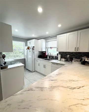 $120,000 | 3776 Inverrary Boulevard, Unit 301R, Lauderhill, FL 33319