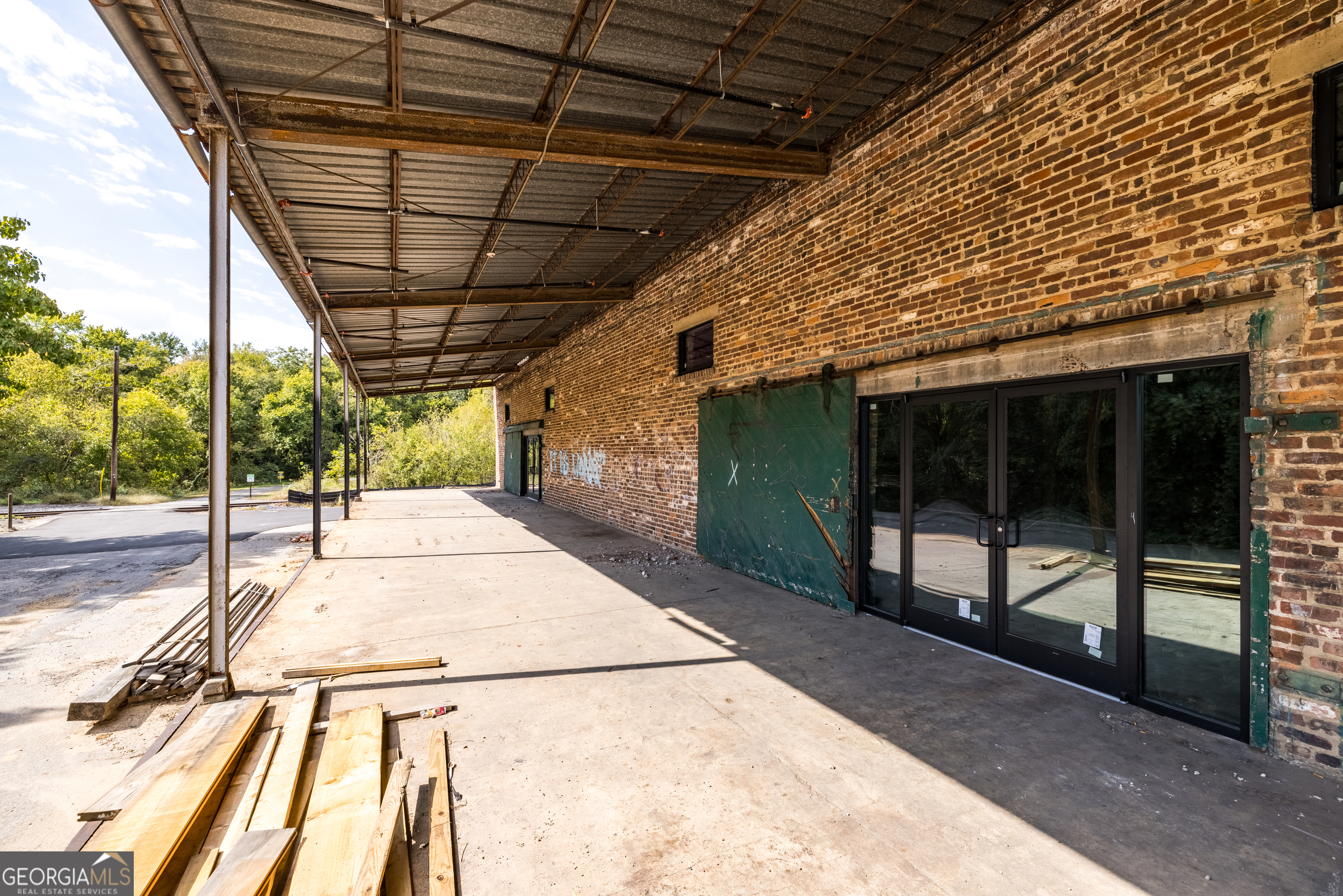 314 East 1st Avenue, Unit 800 Rome, GA 30161 - Photo 9 of 9 a view of a backyard