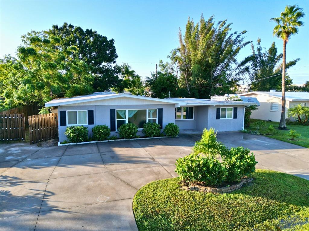 256 Hillview Road Venice, FL 34293 - Photo 1 of 1
