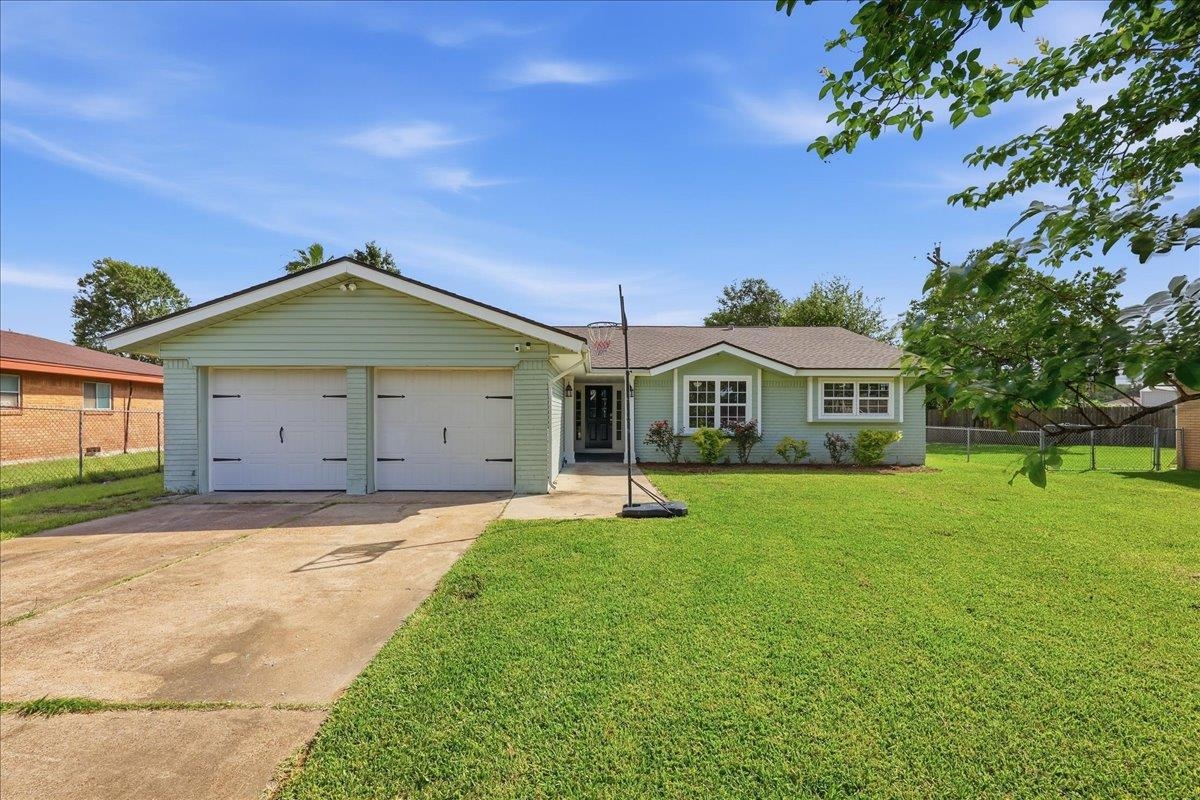 1020 Arthur Street Bridge City, TX 77611 - Photo 1 of 21