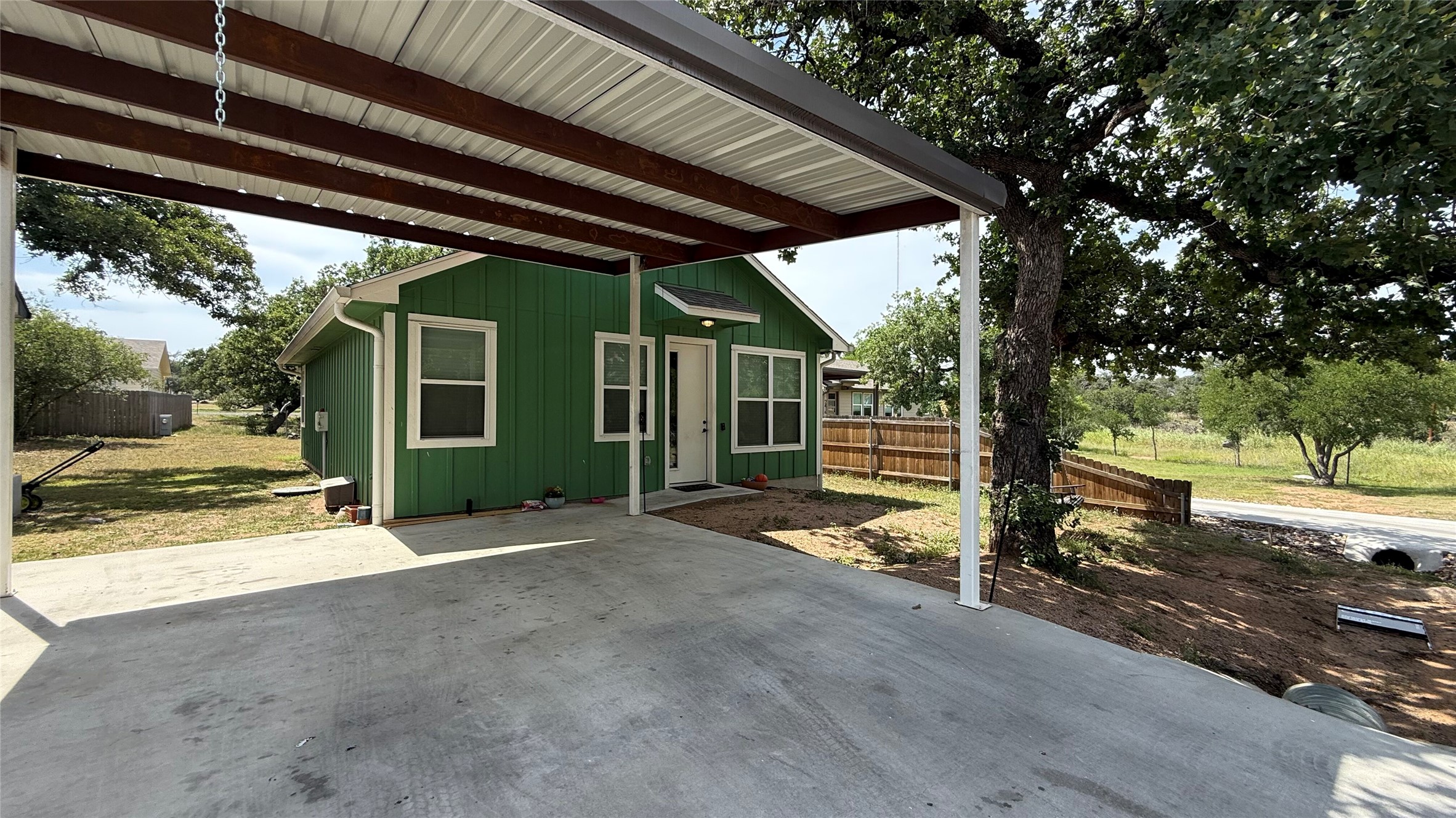 2415 Ridgeview Drive Kingsland, TX 78639 - Photo 2 of 10 View of patio with fence