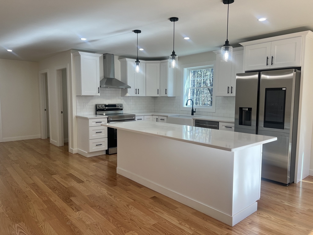 223 Pleasantdale Road Rutland, MA 01543 - Photo 9 of 42