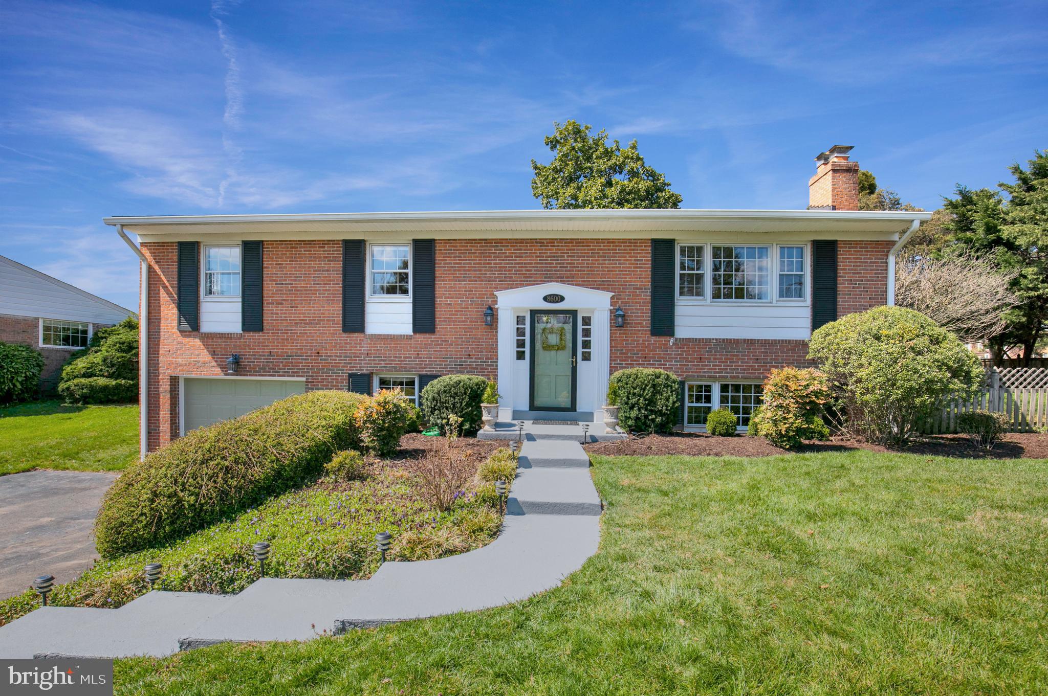 8600 Willowmere Drive Vienna, VA 22180 - Photo 2 of 51