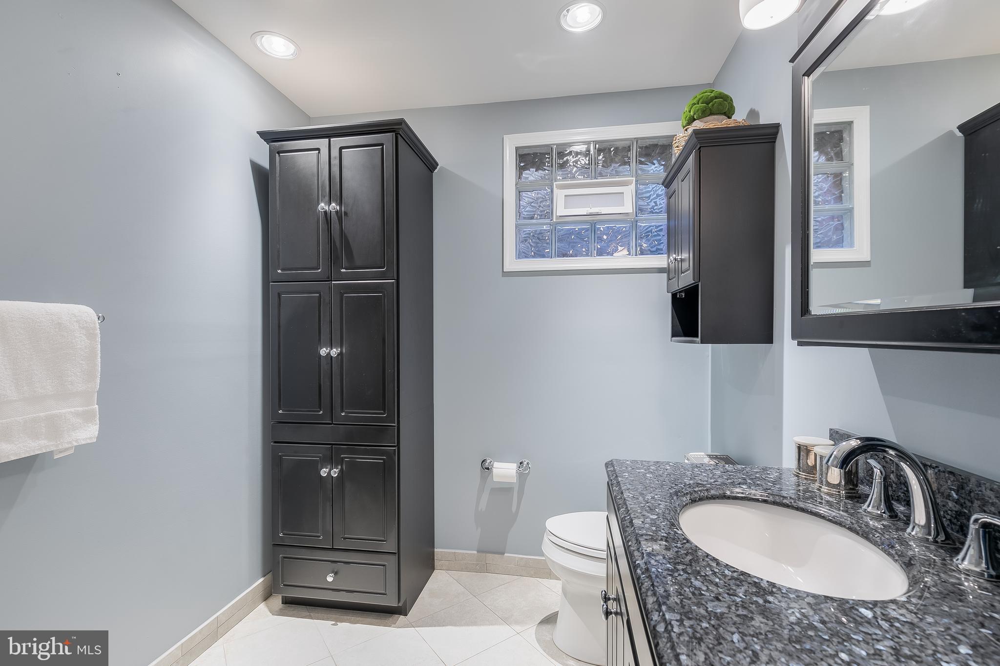 8600 Willowmere Drive Vienna, VA 22180 - Photo 37 of 51